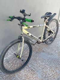 بسكليت • كله شغال • شرط