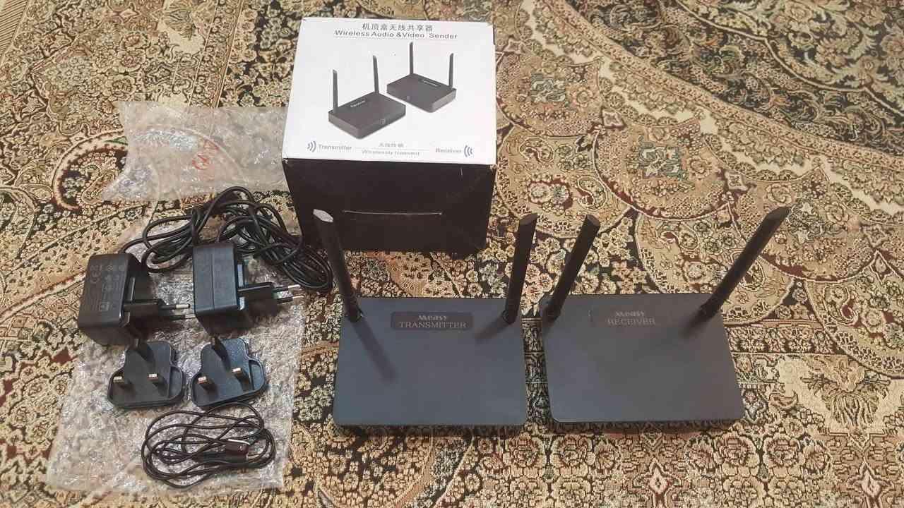 السلام عليكم  جهاز نفل الفيديو بدون كيبل وايرلس  نقل الإشارات لمسافة تصل إلى 350 متراً (أو 1150 قدماً) في خط رؤية مباشر.يدعم الجهاز دقة فيديو تصل إلى 1080P عند تردد 60Hz، ويعمل بتردد 5.8GHz.تتضمن المجموعة جهاز إرسال (Transmitter) وجهاز استقبال (Receiver) مع هوائيات مزدوجة لكل منهما.هل ترغب في معرفة المزيد عن طريقة التركيب أو أماكن الشراء لهذا الجهاز؟  السعر والتفاصيل خاص


**إذا كنت صاحب هذا الإعلان وتريد حذفه لأي سبب، رجاءا أرسل رسالة إلى الدعم الفني**