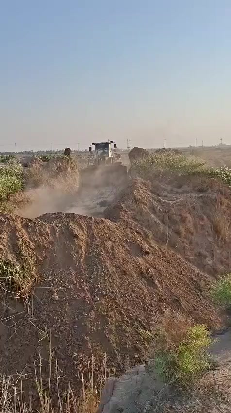 شفل كاوسكي كهربائي حجم 80 ZAمديل 99 كفاله عامه على وضع الشركة من كهربائيات وصبغ وگير واكسنات وبريك بسمي رقم ذي قار 
مشروع وطني العنوان محافظة ذي قار حي اور هاتف ***********
