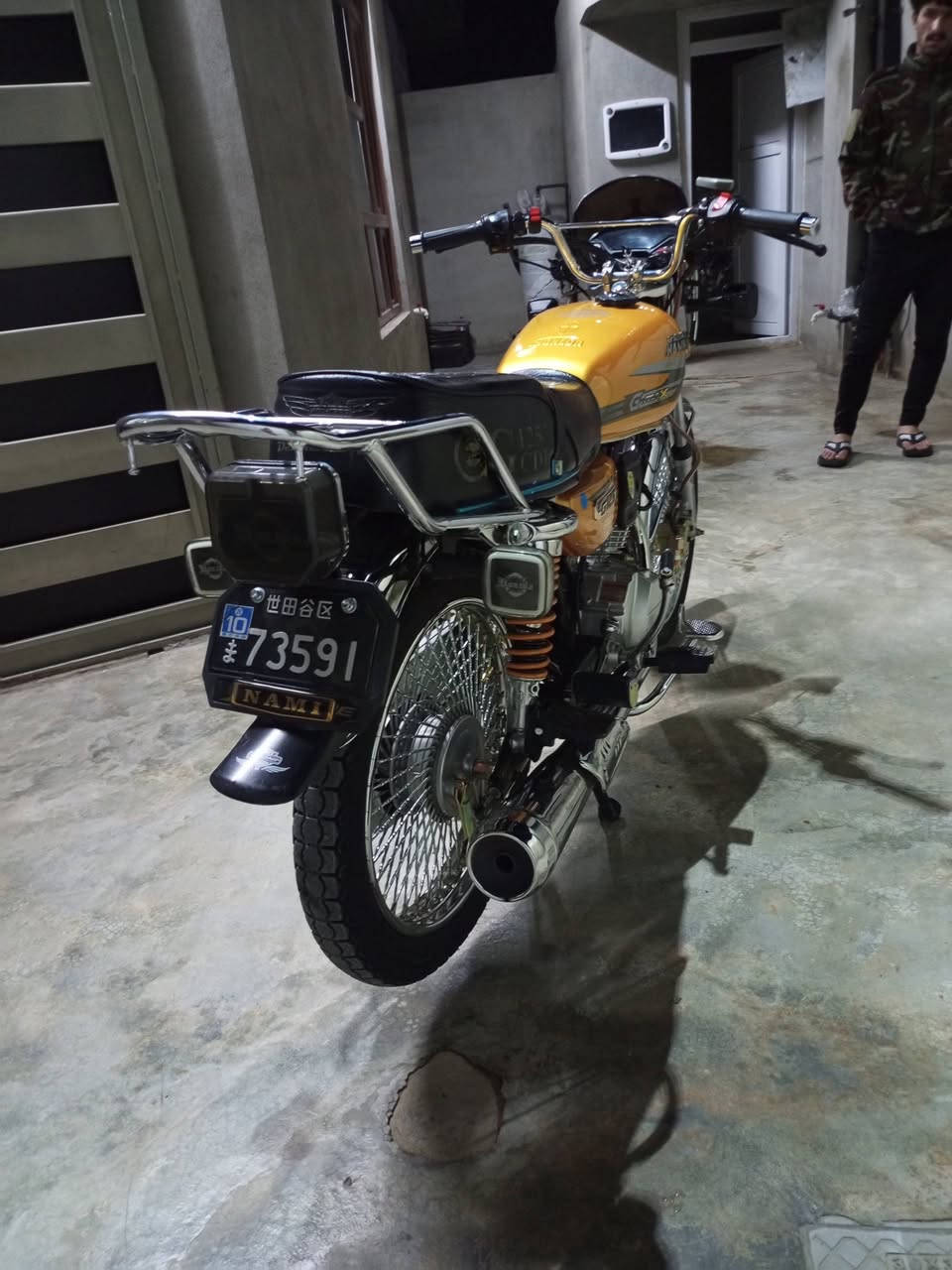 السلام عليكم شباب ماطور للبيع موديل 24 جديد السعر 750 وبي مجال اتصال وتدلل 
***********
