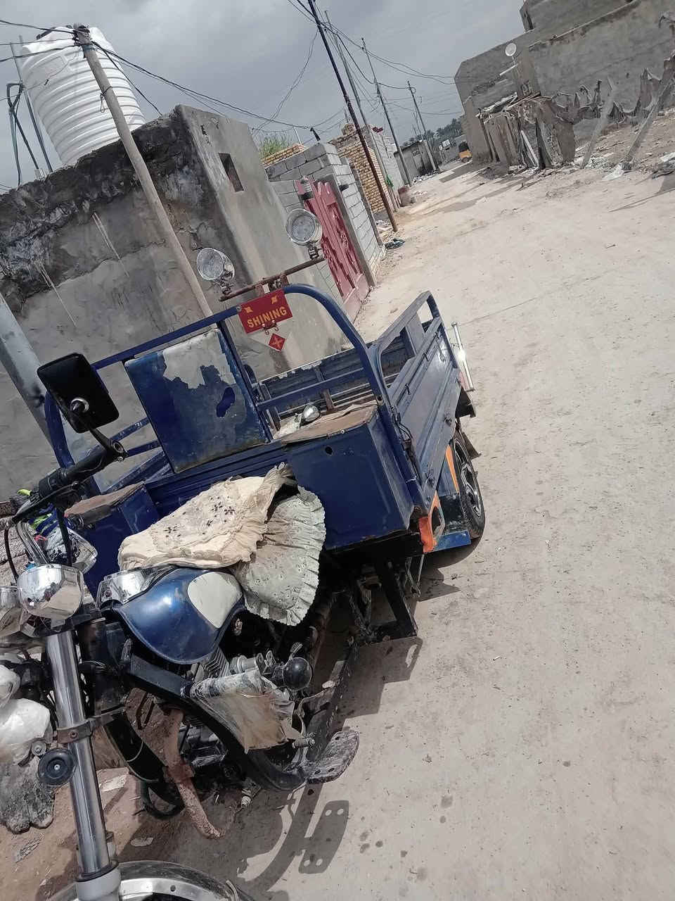 السلام عليكم ستوته اوراق سوري وياها ورقه وكيل ماكينه 23 مكان بالحمزه الغربي ستوته نظيفه وحلوه وشراي هذا رقمه موجود والسعر بواحد ونص.        ***********
