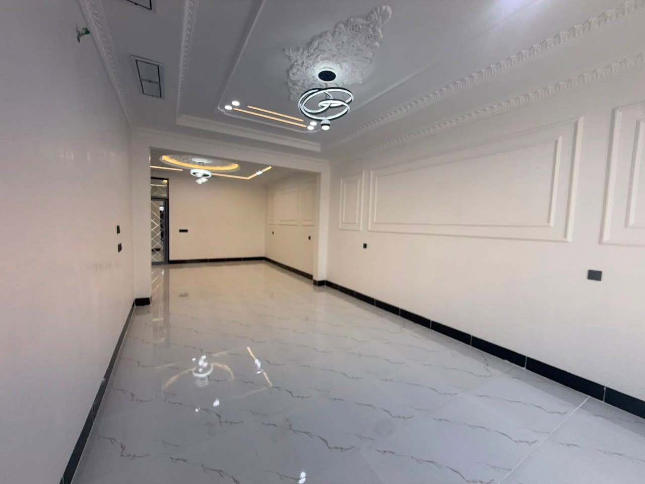 #بيت_للبيع
🔸سند طابو يتسجل بإسم اي عراقي

📍أربيل - حي 5 حساروك قرب مجدي مول 

➖مساحة 150متر مقابل حديقه 
يتكون⤵️
5غرف نوم 
➖استقبال-صاله-مطبخ-مجموعه صحيات-كراج

للتفاصيل اكثر او استفسار و سعر 👈🏼https://t.me/aqaratalshmal
#سعر رقم 1
***********
***********

#عقارات_اربيل_عقارات_موصل_عقارات_انبار_عقارات_البصرة_عقارات_كركوك_عقارات_ديالي_لانه_ستي_تكريت
#عقارات_سامرا_هفالان_فرمانبران_ستي_كلوبال_ستي
#حي_قربو_اشتي_فيلج_هيوا_ستي_اوزال_ستي_اربيل_الجديدة_5حساروك_ازادي_نوي_مارينا_ستي

15
