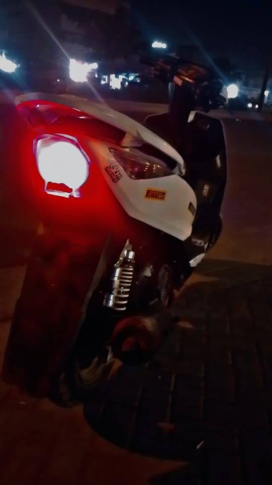 السلام عليكم دراجه للبيع ماكس ثعلب دراجه نظيفه كل شي ما بيها بس نقصها كابريتا مكاني بغداد حي الجهاد 600 وبيها مجال هذا ***********
