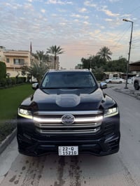 لاندكروز مديل 2024 vx بحاله الوكاله زيرو بعدها جاهزه تحويل مباشر بيه ك...