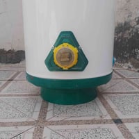 سخان للبيع السعة 160 لتر  الطحان الاصلي الثقيل  السعر 80 الف الشد عليه...