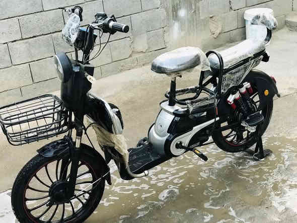 السلام عليكم بايسكل جديد للبيع ستخدام شهر واحد بطاريات جدد شحن ماله يطول 4ايام السعر 350 وبي مجال للشراي البصرة القرنه /***********
