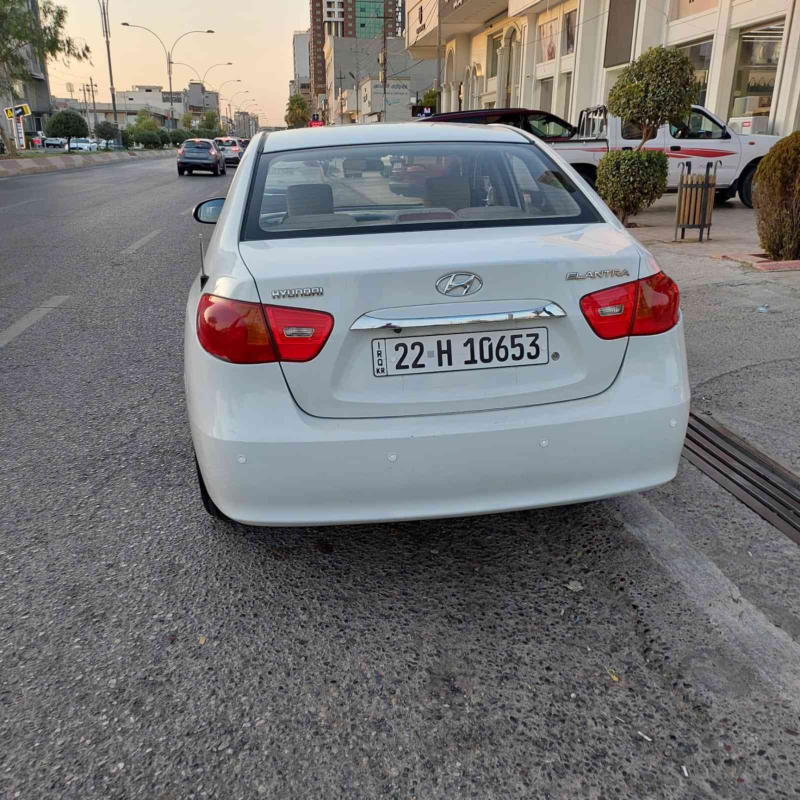 للبيع هولنداي النترا2011
الشركه العامه رقم أربيل
 هزه ورقم جديد محرك 2000
فول مواصفات عدا الفتحه
تشغيل عن بعد
ريموت عدد 2مال الشركه
أربعه دسك
تخم تاير
حداديه جديد
تحكم ستيرن
سبير مانازل
تبريد ثلج
الإتصال على صاحب السياره ***********
المكان بابل ناحية النيل مامتراجد عله الفيس ا
