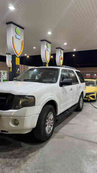 للبيع Ford Expedition 2013  

المواصفات:

الموديل: 2013

نوع الوقود: بنزين + غاز LPG

محرك قوي 5.4L V8

جير أوتوماتيك سلس

د4x4 فور ويل شغال 

غرفتها جديدة

المقاعد: قماش – 8 ركاب

حساسات خلفية

تكييف أمامي وخلفي شغال 100%

صيانة دورية منتظمة

السعر 138 وبيها مجال بسيط 

حادثها بابين وجاملغ موضح بالصور 

***********
