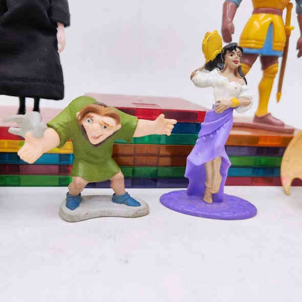 احدب نوتردام 🥰😍🤩💥💯💢🔥🌹
للحجز والاستفسار يرجى مراسلة الصفحة Umbrella toys أو التواصل مع الرقم ***********
