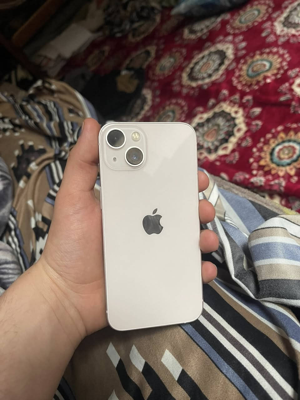 13عادي
مامفتوح مامبدل بي أي قطعه نضيف 
بطاريه 95 قطاره بل شحن
ذاكره 128
سعره 385 وبي مجال
خاص أو اتصل ***********
