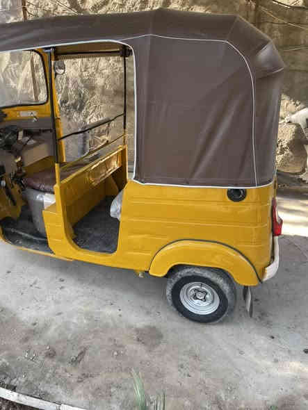 تكتك 2020شهر 9 رقم وسنويه بيه دوس معمره ولغد وطخات بسيطه العنوان بغداد الفضيليه سعر 6500 وبيه مجال رقم ***********
