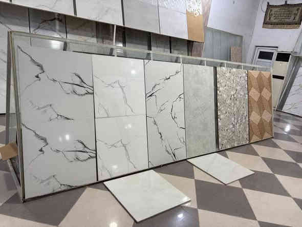 السيراميك. للبيع ...السعر ...جوه السوك مال تعزيله🔥
العنوان خانقين  قرب جامع مصطفى بك فرع ندافين

للاستفسار ...***********
