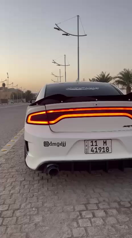 السلام عليكم جارجر مديل 2020 سوبر اتراك باك RT رقم بغداد الجديد سياره جاهزه من كل شي ما بيه اي نقص هيدرز SRT ولف حماوه مشموتو اويل كاج كان لدات متغيره اوركال غرفه SRT لون أحمر حادثه جاملق وبنيد وبيه صبغ حزام *********** محافظه البصره قضاء القرنه السعر 175
