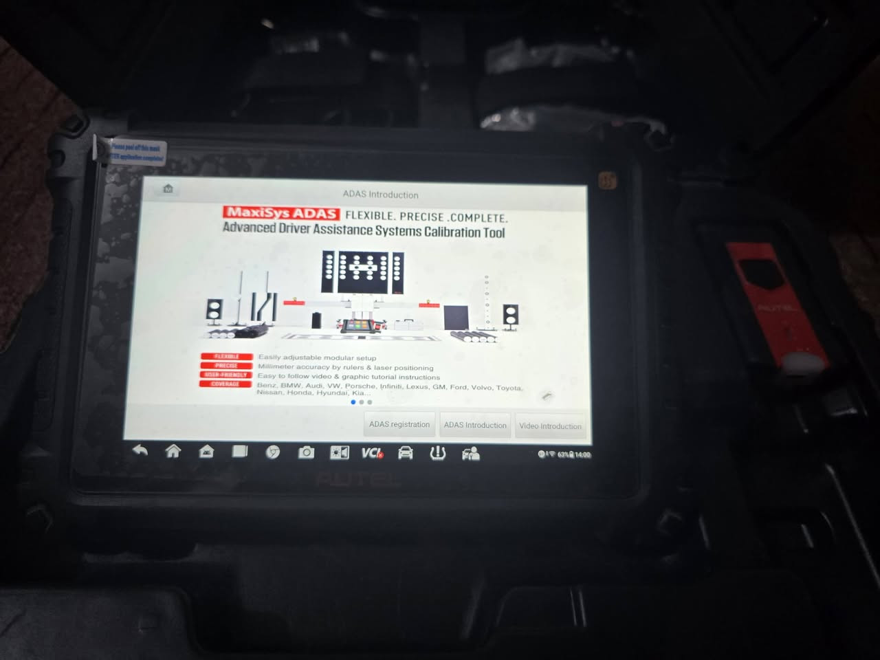 السلام عليكم جهاز اوتيل 906TS PRO الجهاز نظيف جدا وغني عن التعريف فحص وبرمجة يدخل على جميع السيارات الامريكي والكوري والياباني والالماني و الايراني والصيني برمجة رادار فحص شجري كان اف دي فحص تحديثه لنهاية شهر ١١سنة ٢٠٢٦ الجهاز ضمان شركة لمعان الوسام للاستفسار الاتصال على الرقم *********** او على الخاص
