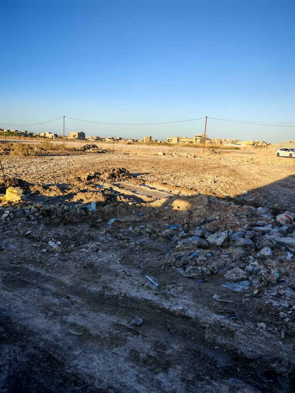 قطعه200متر العنوان نزله ورديه الاستداره الثانيه مقابيل مستر شاورما
تقسيم جديد وبيوت حديثه ومرتبه
متوفره الخدمات
طابو زراعي سند25
مكتب وعقارات الوارث
***********
