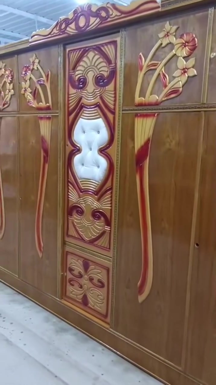 السلام عليكم غرفة 5 باب نظافة 100٪ مستخدمة  العنوان النجف الأشرف الحيدرية خان النص رقم الهاتف السعر 650  ***********
