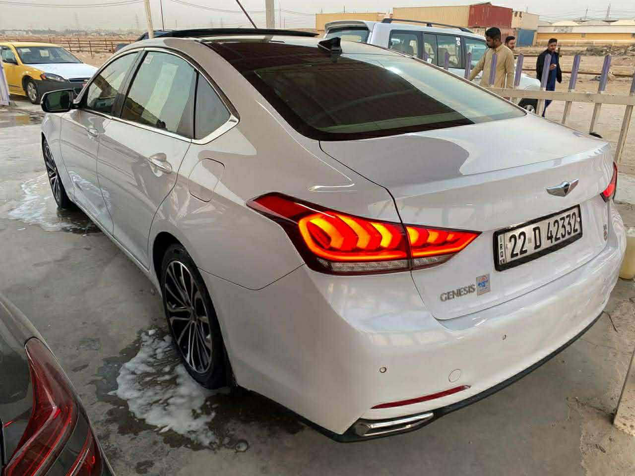 السلام عليكم جنيسيس 16 G80محرك 3800 فول مواصفات بنراما كشنات جلد تبريد تدفئه رادار امامي وخلفي سياقه ذاتيه اشاره ترحيب برده خلفيه فول الفول تحكم ستيرن جهتين شفتات رقم اربيل كفاله عده صبغ البنيد فقط وبيها بارد بسيط سياره جديده بمعنى الكلمه وجاهزه على اخر حبايه تخم تاير تبريد حداديه جاهزه تحويل ثاني يوم السعر 163 وبيها مجال بسيط للستفسار *********** مكانها واسط ناحيه شيخ سعد
