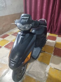 فراشة فحل • حاوية علف • نجف ثورة العشرين