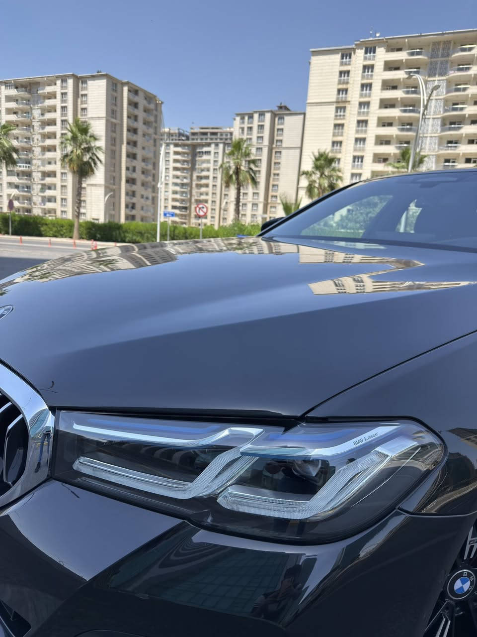 السلام عليكم للبيع بي أم دبليو M package 530i بلادي موديل 2022 - وارد الماني اعلى مواصفات  ماشية فقد ٣٧ الف ميل 
السيارة بدون صبوغ بدون تعديل كلين دعامية لدعامية
للتواصل : ***********
• لايتات ليزر شادو نايت
• داتا شو
•رادار كبير دبل رادار
•دبلات يفرق عن بقية يجي كهربائي و سبورت
• السيارة 3 بصمات / بصمة سويج + ايباد + تليفونك يصير بصمة NFC
• تدعم تطبيق Bmw بالتليفون 
• مستشعر العين بالكيجات
• تحكم التبريد ديجتال لمس 
• تبريد بالتكم الخلفية
• حساسات + رادارات 360 درجة 
•رادار بالدعامية 
هيتر بالمراية وتعتيم ذاتي + مري متحركة عالـ R
• اوتو بارك 
• رجوع ذاتي 
• صندوق يفتح بالرجل 
• دخول ذكي 4 ابواب 
سيارة مسوي كل سيرفس بشركة عروش
📍مكان السيارة : اربيل

wa.me/9647503746777
