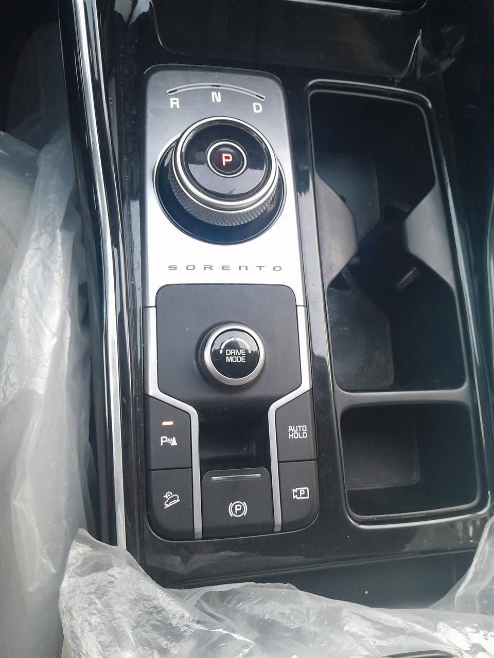 سورنتو23رقم أربيل الدولي مكفوله كفاله عامه ماعدا شخط بسيط اسفل الباب مقدار اصبع السياره مغلفه بالكامل ppFضمان ١٠ سنوات ٦سلندر ٧راكب كيرماوس سايد بريك كهرباء ٤ كامرات بنوراما تدفئه وتبريد بالكشنات السياره فول للأخير ماشيه ٥٤ جديدا جدا مافتوح برغي بيها السعر 305بيع اومراوس بسياره اقل موجوده بكربلاء هاتف ***********
