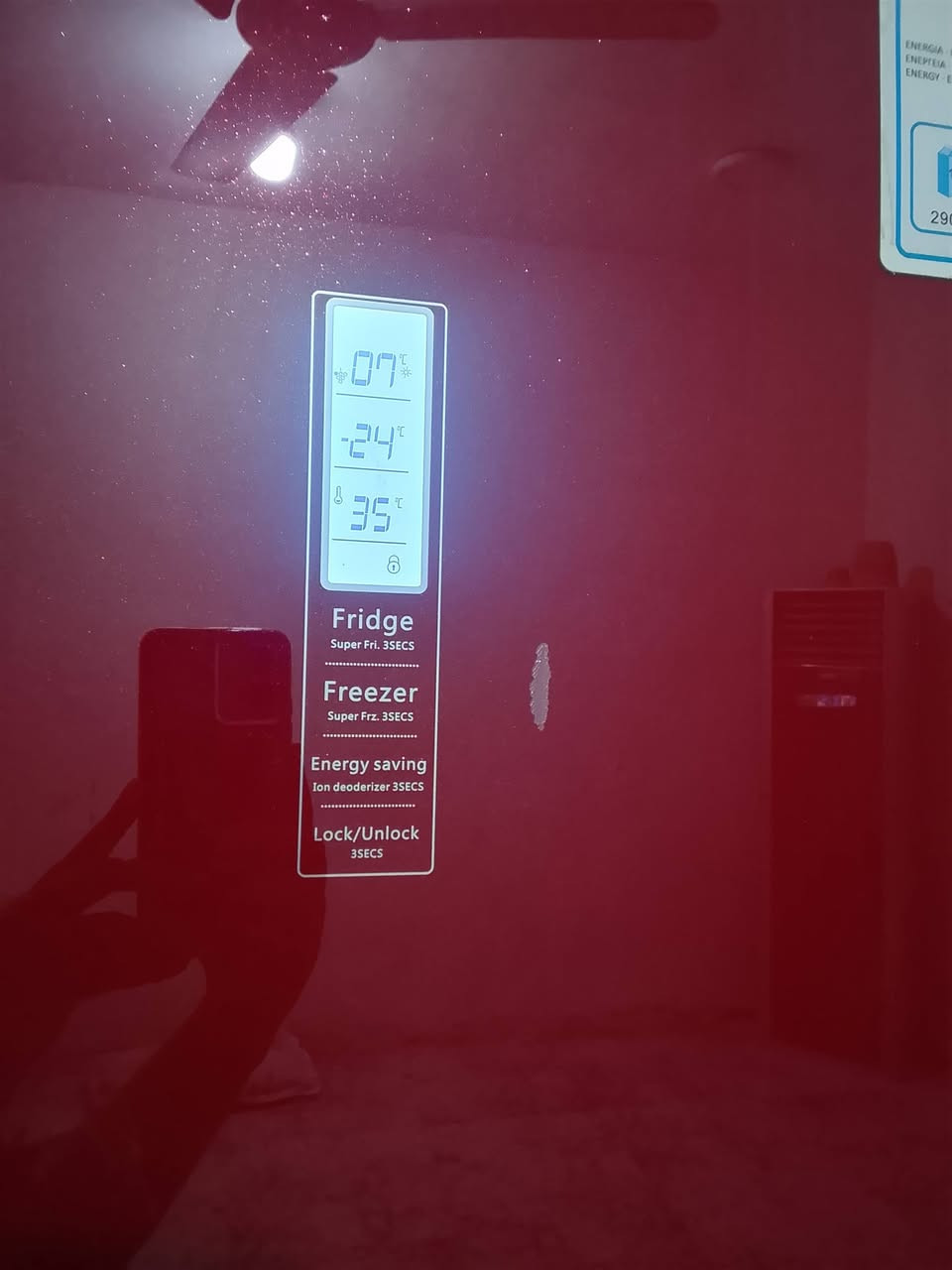 ثلاجه للبيع حجم كبير 290لتر تبريد فول فقط مبدل ماطور اصلي اتصال *********** مكان كوت الشهداء 375بيه مجال بسيط
