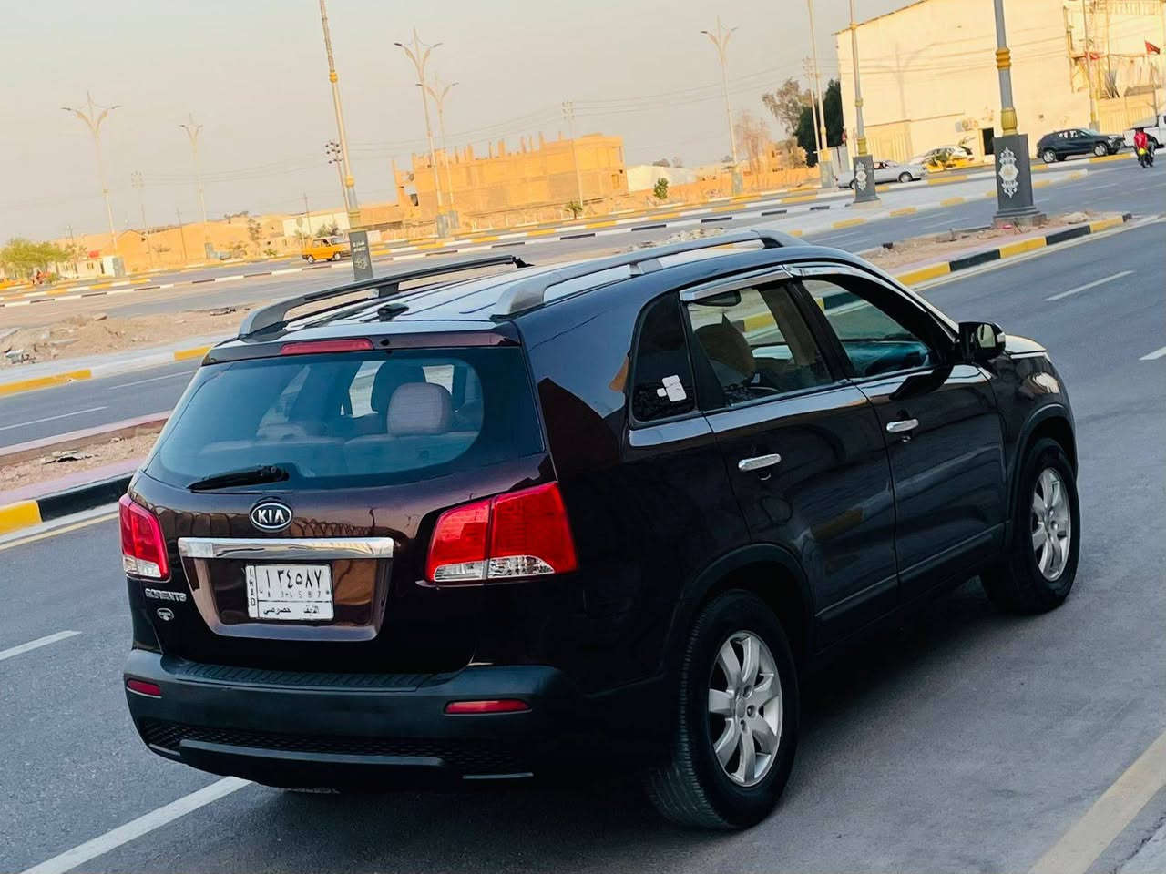 السلام عليكم للبيع كيا سورنتو مديل 2012 وارد امريكي حادثه جاملغ عكس سايق ونص البنيد فقط بدون دوخل والباقي مكفول كله ليبل وحد موصفات تحكم شاشه كامره اشاير بل مري مكينه 2400 سنويه لغاية 27 السياره جديده حيل وجاهزه واي نقص مابيه كير مكينه مكفولات حداديه تخم تاير تدفه تبريد ثلج السعر 120 للاستفسار اكثر الاتصال على *********** مكان السيارة كربلاء مكلف بنشر
