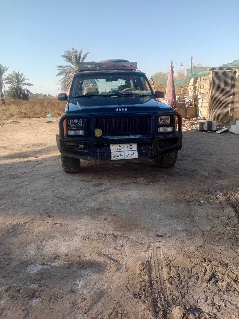 للبيع جيب شيروكي موديل ١٩٩١ رقم سليمانيه سنويه ساقطه سيارة جاهزة مكينه وكير ففتي للبيع السعر ٣٩ مال بيع مكاني. اليوسفيه شراي اتصل ***********
