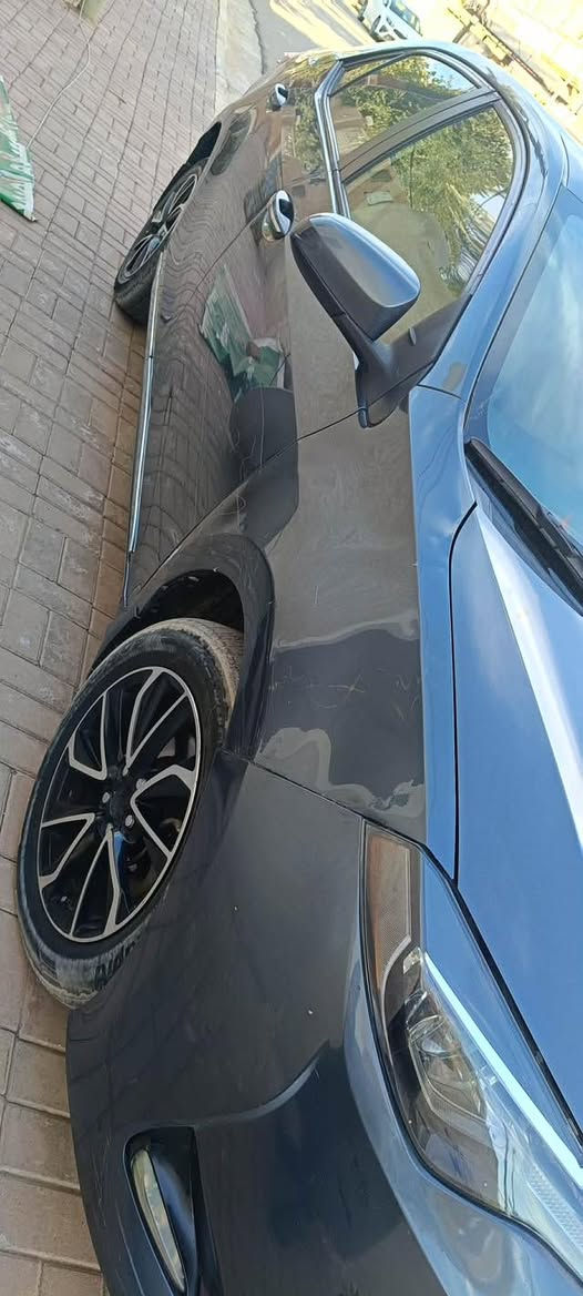 سلام عليكم للبيع 
كورله موديل 17 
مواصفات LE معروفه 
السياره ضرر جاملغ وبونيد  
رقم سليمانيه بسمي شرط تحول 
شرط غلامات تخم تاير جديد 
صدر كير محرك مكفول 
حجم المحرك 18 
سعر المطلوب 133 وبي مجال 
عنواني تكريت حي الزهور 
اي ستفسار الاتصال عل رقم 
***********
