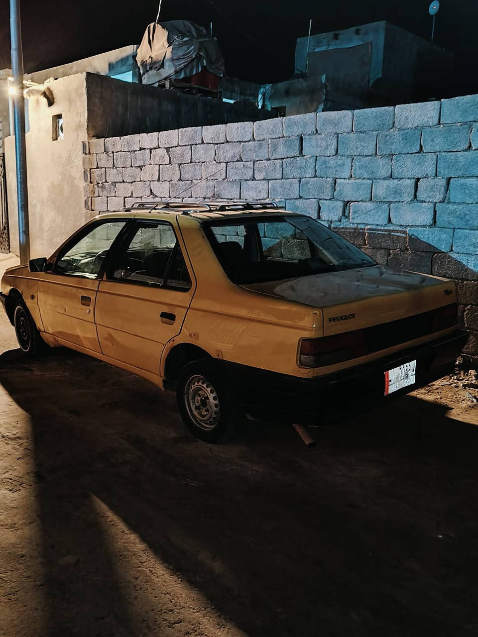 بيجو روه مديل 2009محرك محور ونجي  السعر 12وبيه مجال الطبين ***********
