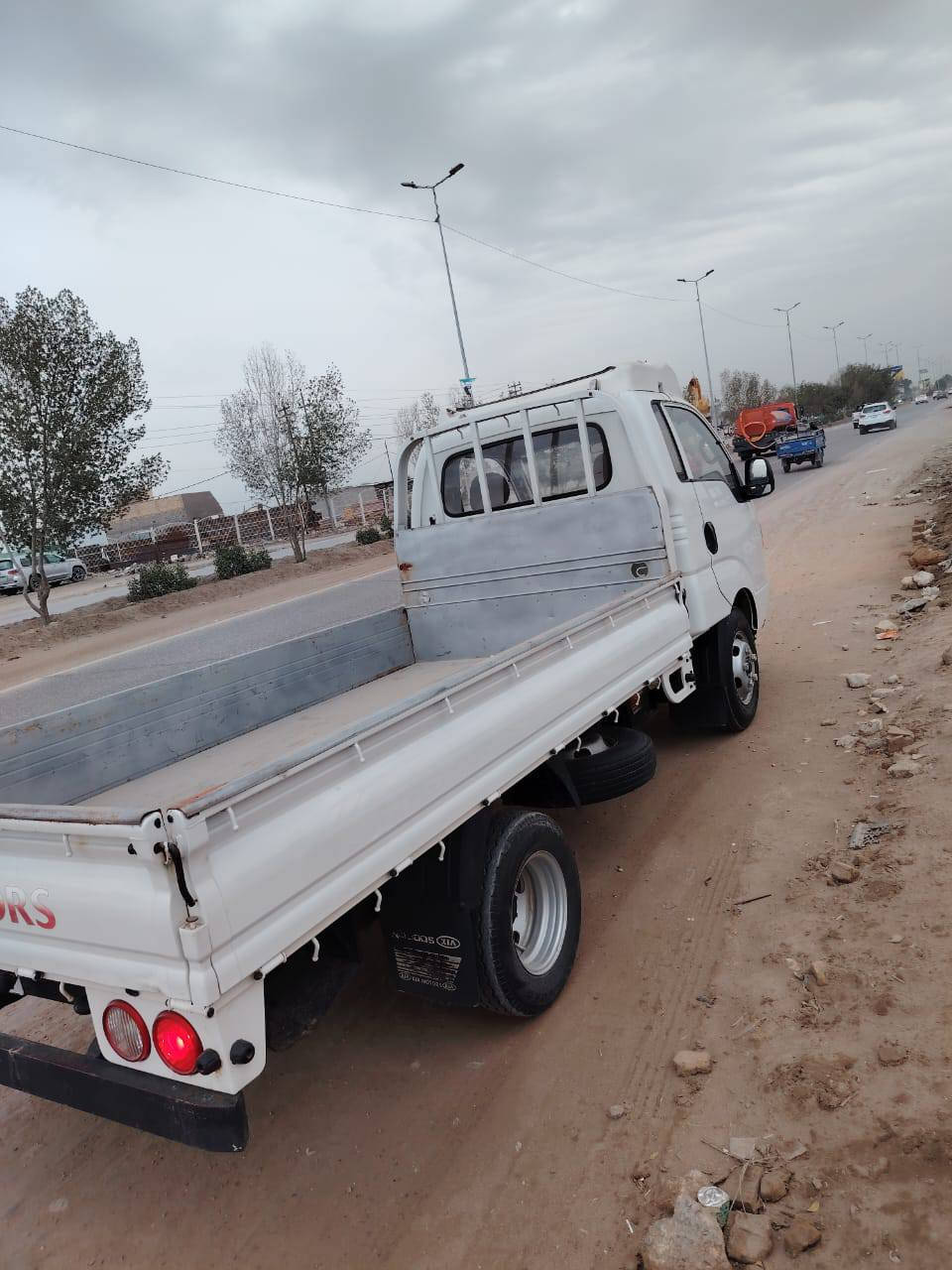 كيه فحل 2018 رقم قادسيه انگليزي بسمي شخصيآ تحويل ثاني يوم للبيع او المراوس محرك حداديه تحويره تانكي ويل *********** مكفوله ماعد الموضح بصوره فقط هاي طخه البصيطه الي بالبنيد
