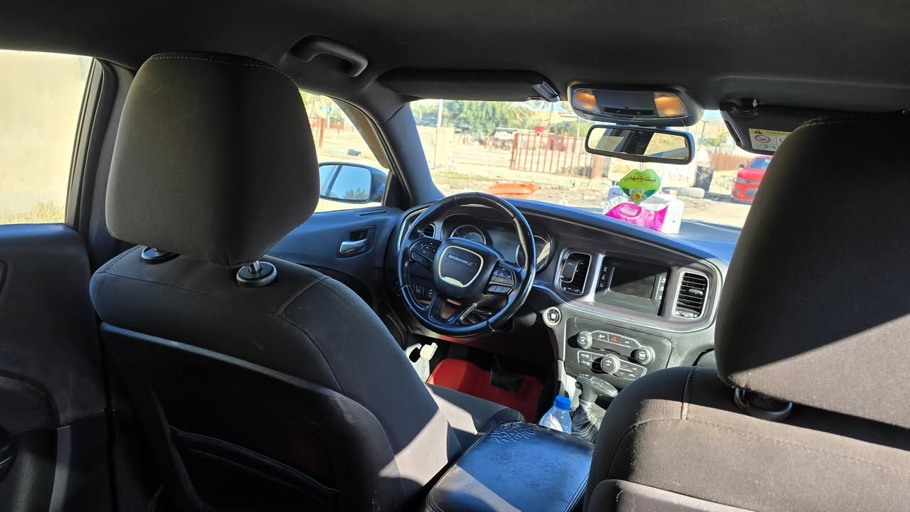 سلام عليكم للبيع جارجر مديل 16 صبغ احزام وتبديل باب ماشيه 140الف السعر 159$ رقم هاتف ***********
