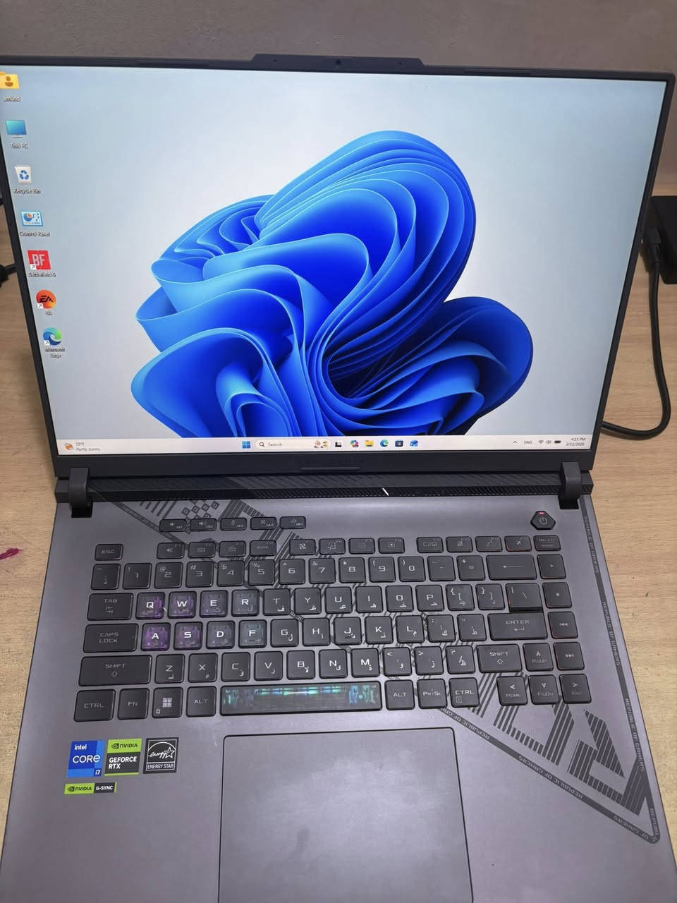 السلام عليكم
لابتوب للبيع
الموصفات موجودة بالصور 
مستعمل سنة واحدة نظيف 
موجود الوصل مال بيع من العالمية و الكارتونة
السعر 1.400.000


**إذا كنت صاحب هذا الإعلان وتريد حذفه لأي سبب، رجاءا أرسل رسالة إلى الدعم الفني**