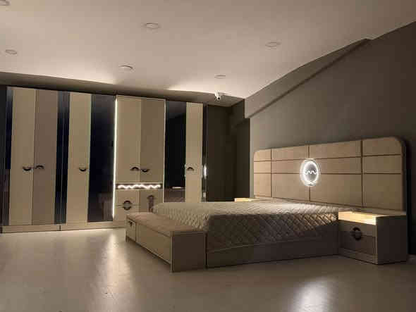 غرف نوم تركي 10 قطع كنتور 8ابواب طول الكنتور 3 متر و 30 سم اناره بالكنتور برغي وجوي حديد 
الجربايه مخزن جكات 
اناره بالجربايه 
اناره بميز تواليت
السعر مليون و 750 الف فقط 
للحجز والاستفسار راسلونا وات ساب ***********
  ***********
  البصره 
 نقل وشد داخل مركز البصره مجاني توجد خدمه توصيل للاقضيه والنواحي والمحافظات الجنوبيه بأسعار مناسبة ملاحظه ما تدفع اي مبلغ قبل لا تنشد وتكمل ابيتك عليكم بس تنزيل الكراتين من السياره لداخل البيت
