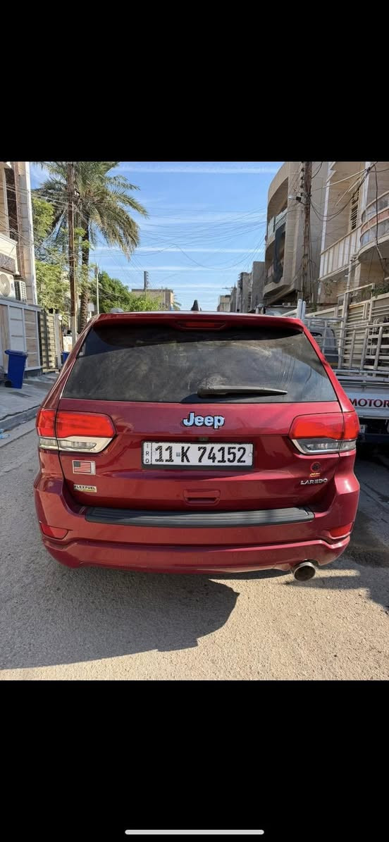 السلام عليكم اخوان
جيب كراند شيروكي للبيع مديل 2014 المكينه المرغوبه
موصفات فول
1-فتحه سقف

2-صندوك كهرباء 

3-بصمه وتشغيل عن بعد

4-الداخل جلد اسود

5-كشنات كهرباء 

6-تتفئه  كشنات وتبريد  

7-شفتات ستيرن وتحكمات ستيرن كامله

8-ستيرن بي تتفئه

9-كير طياره

10-مانع انزلاق 

السياره بعد بيها هواي مواصفات  خير من الله والسياره نصبتها تخبل احله من الصور واي نقص مابيها كلش مال جناي معمرها عل ايدنه تخم تايرات جديدات و صدر امامي والخلفي جديد  شديتهم ومكينتها شادها جديده وكير خير من الله مكفولات السياره بيها 4 قطع قطعتين بمريكا وقطعتين بل عراق  فقط السعر 177 وبيها مجال للشراي   مكاني بغداد الشعب وهاذا الرقم الاستفسار اكثر 
***********
***********
