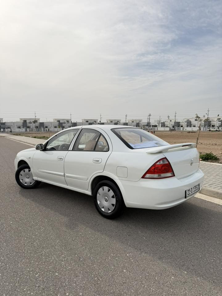 نيسان سني. كوري موديل ٢٠١٠ جامات كهرباي سياره نضافه فول تبريد كولشي بيها شغال تايرات جديد رقم سنويه جديد محرك ابيض المرغوب. السياره بيها قطعه فقط صبغ بدون دواخل المكان كلار  السعر    ١٠٣     وبيها مجال بسيط
***********
