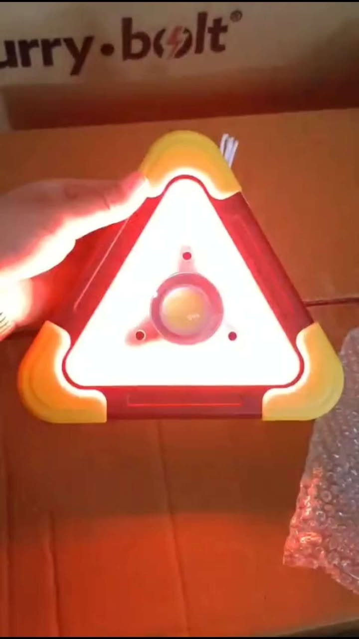 أمانك أولًا… أينما كنت 🚨

كشاف التحذير المثلث LED يمنحك إنارة قوية وتنبيه واضح في حالات الطوارئ.

500 لومن قوة إضاءة مع أوضاع تحذير حمراء لسلامتك على الطريق.

يعمل بالطاقة الشمسية وUSB – جاهز دائمًا بدون قلق.

مثالي للسيارة، الرحلات، وأوقات انقطاع الكهرباء.

قطعة ضرورية لا غنى عنها في كل سيارة 🔦20الف والتوصيل مجانا لجميع محافظات


**إذا كنت صاحب هذا الإعلان وتريد حذفه لأي سبب، رجاءا أرسل رسالة إلى الدعم الفني**