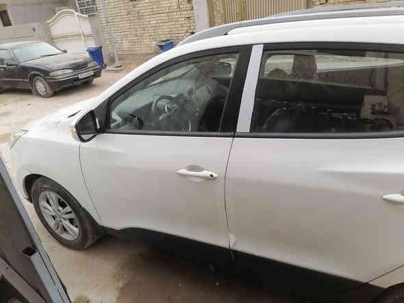 توكسان موديل ١٤ خليجي محرك ٢٠٠٠المرغوب رقم بغداد بااسمي سياره كامله بدون نقص محرك كير حداديه تخم تاير ماشيه ١٢٣ حقيقي دك جرص صبغ جاملغ بسبب شخط الي مأشر عليه صبغ بدون دواخل كل شي مذكور السعر ١٤٨ بغداد الدوره *********** /***********
