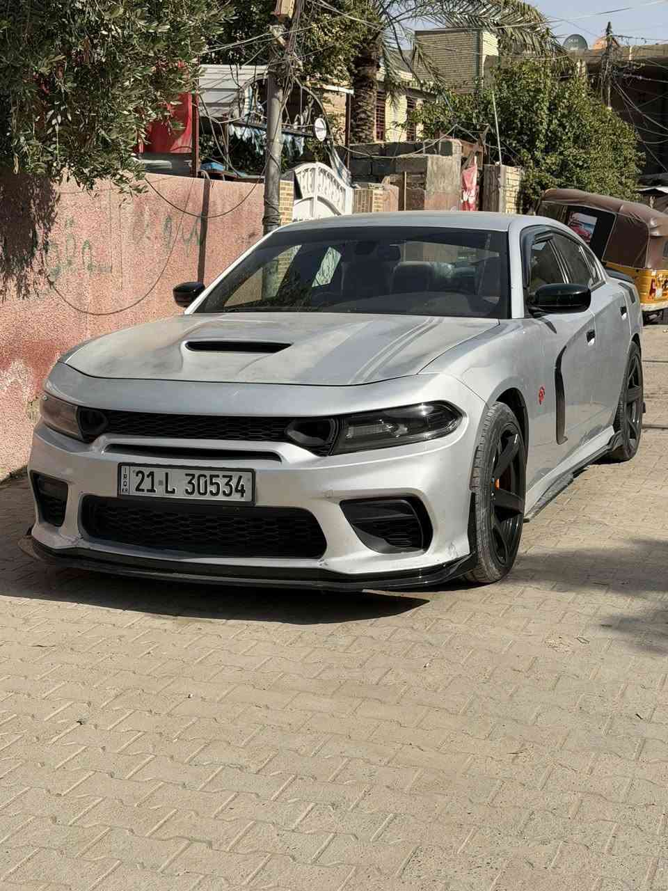 السلام عليكم جارجر  موديل 2021  محرك RT 5700 سياره خير من الله بيه صفحه صبغ وبنيد بدون دواخل ماشيه 82 مكان السياره بغدادالمحموديه السعر 177 قفل 
***********
