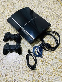 بلايستيشن 3 • مع يدتين • مع العاب