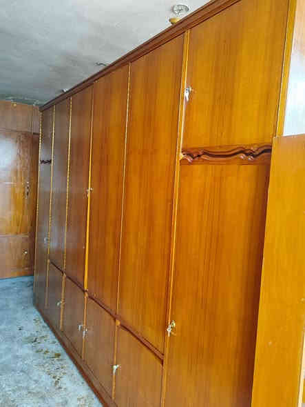 سلام عليكم كلاريات مقبطه صاج 3 متر و3وربع العمق 70 صاج داخل وخارج نضيفات حيلل ما بيهن اي عيب 

الرقم *********** اتصال واتساب
