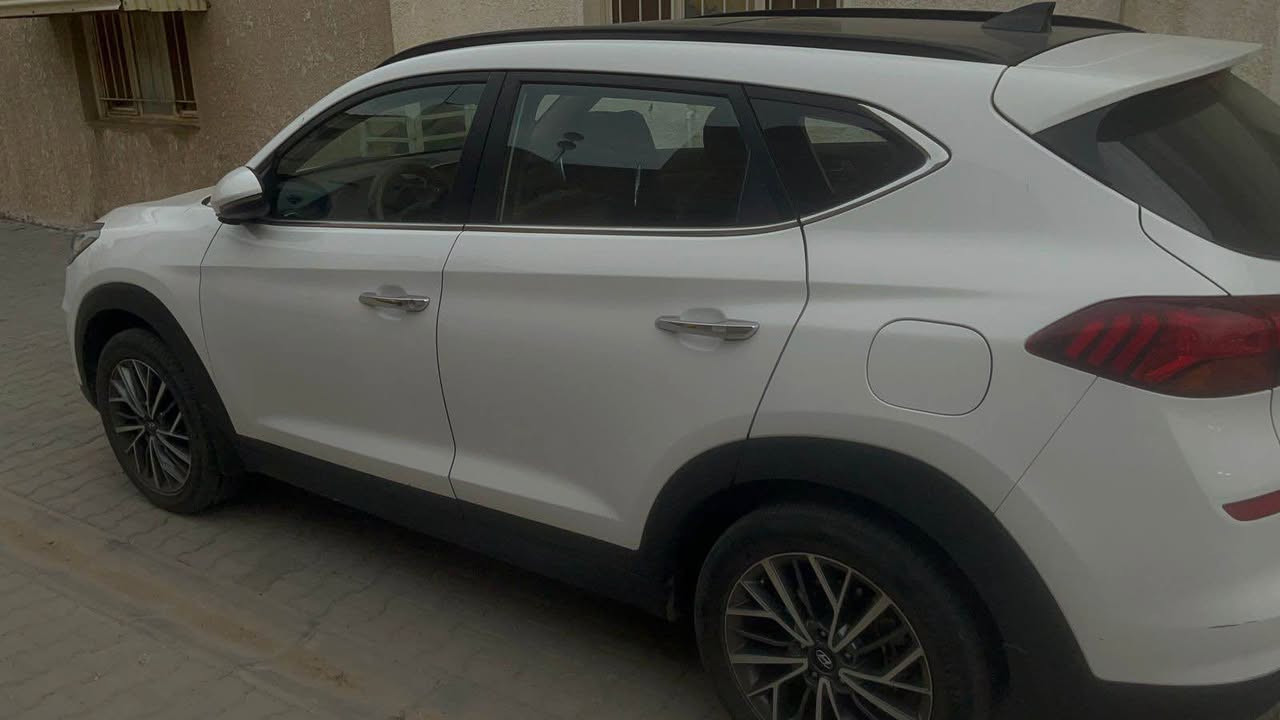 سلام عليكم توسان خليجي مديل ٢٠٢٠الكاصد 
فول موصفات  ١/١
ماشيه ٨٦
بيه باب ونص صبغ جه عكس السايق 
وبيه باب سايق ربعه صبغ 
السونر مرفق مع الصور 

مكان بغداد الدوره 
***********
السعر ١٨٦ وبيه مجال بغداد, العراق
