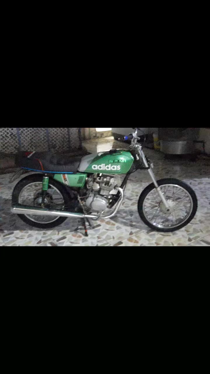 سلام عليكم دراجه للبيع بدون اوراق العنوان ميسان قضاء الكحلاء السعر450وبيه مجال الرقم
***********
