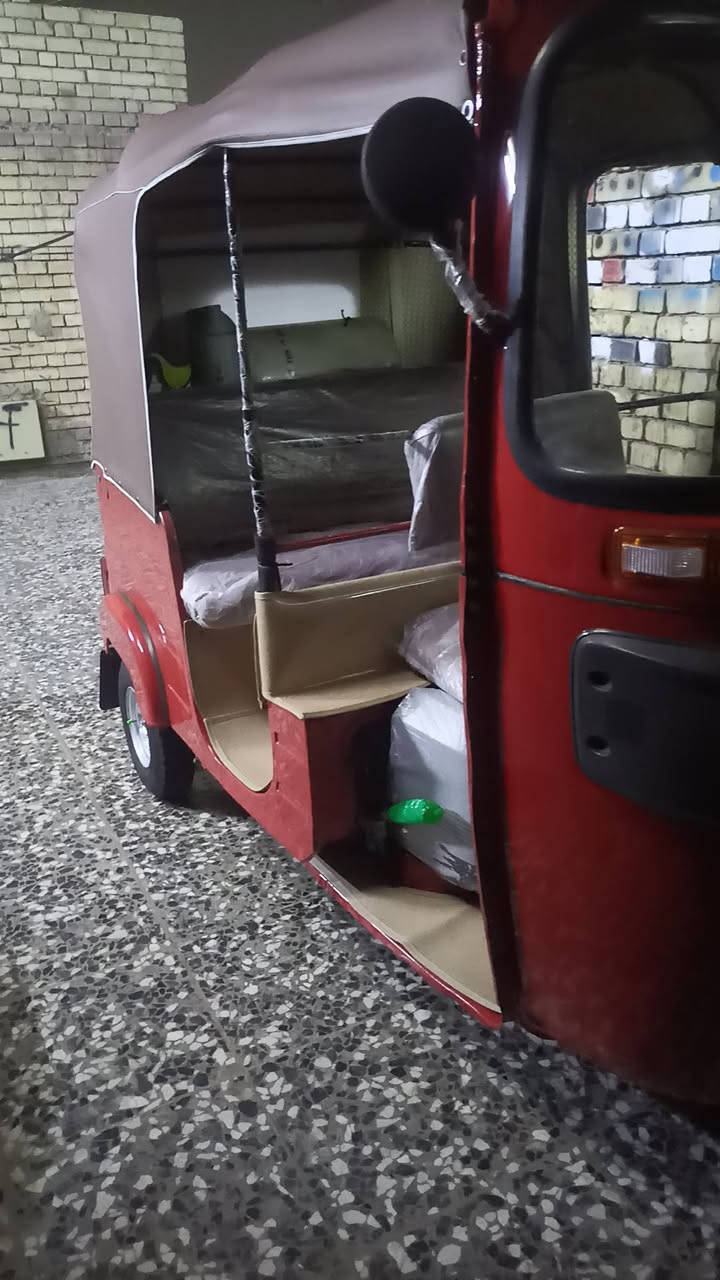 السلام عليكم تكتك موديل 2018 تكتك نضيفه حيل معمره بس دوس العنوان بغداد الكماليه السعر 7200وبيه مجال تكتك كبل لشارع برغي نقص ما بيه ***********
