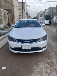 مكلف بلنشر اتصل بلرقم موجود كلايسلر سي 200. للبيع موديل 15 حادث بمركيه...