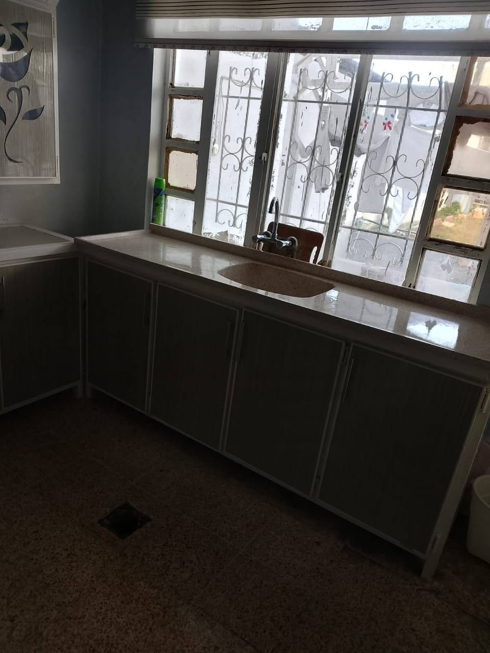 مستعمل قليل السعر 450
***********
