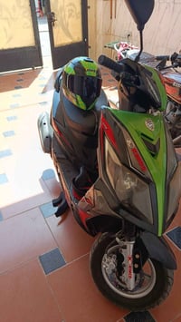 ماطور نظيف كلش مكينه كبس للبيع ب600 وبيهه مجال بسيط شراي 07843147073