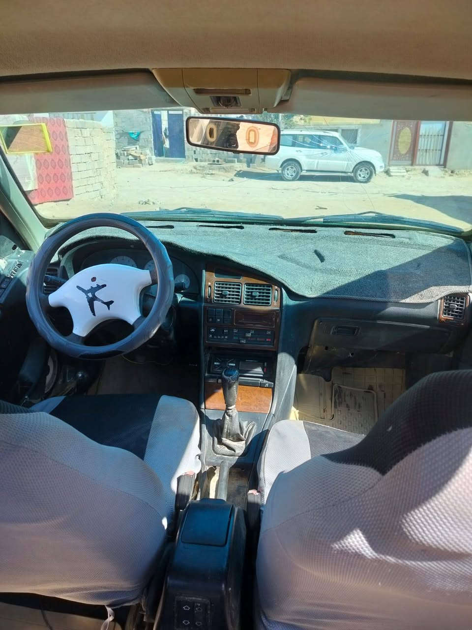 بيجو بارص م ١١ سياره مكفوله من الضربه والعيب الشرعي تحويل ثاني يوم مكينه وكير مكفولات حداديه جديده سياره مصبوغه عام بس بدون ضربه رقم بصره مشروع وطني سنويه صاقطه مكان سياره دوانيه السعر ٢٨ وبيها مجال رقم ***********
