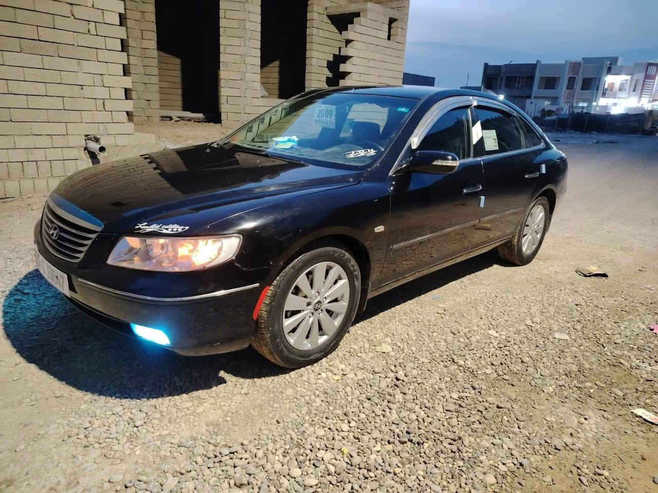 السلام وعليكم ورحمه الله وبركاته لبيع ازيره سوده موديل 9 ضررجاملغ السكن وصبغ احزام جماليه صلاح الدين دوالي شرط التحويل جاهزه المكان العلم ومراوس هم يرهم الاستفسار *********** السعر 85وبيهامجال
