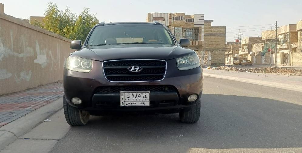 سلام عليكم الاستفسار *********** السعر 112 للبيع سنتافي خليجي موديل 2008 السياره مكفوله من ضربه وصبغ فقط بارد قليل السونار بلمنشور كير ومحرك وحداديه وتبريد مكفولات محرك 6 سلندر 7راكب موصفات فتحه شاشه كامره تحكم جهتين أشار بلمرايه كشنات جلد كشن كهرباء ثلاجه حساسات رقم بغداد تحويل مباشر *********** السعر 112
