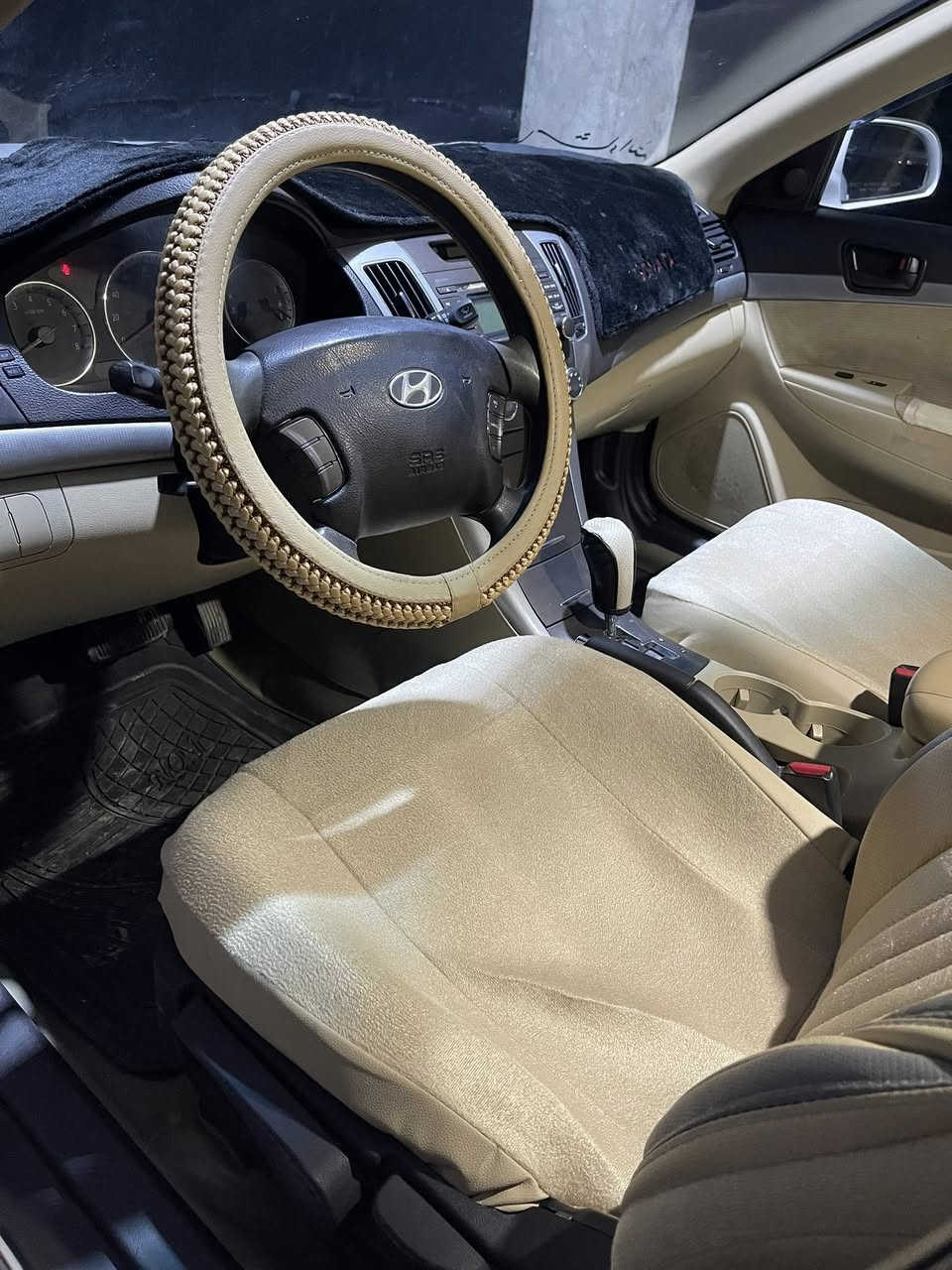 سلام عليكم سوناته 2009 امريكي رقم انبار انكليزي محرك 2400  صدر تبريد جاهز مكفولة من صبغ فقط بيها كصت القماره مرشوشه اثر تكشير ولباقي مكفول ليبل واحد تبريد  تدفئه شغال السعر 120 للتصال ***********
